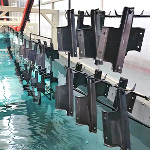 精良设备,现代化产线